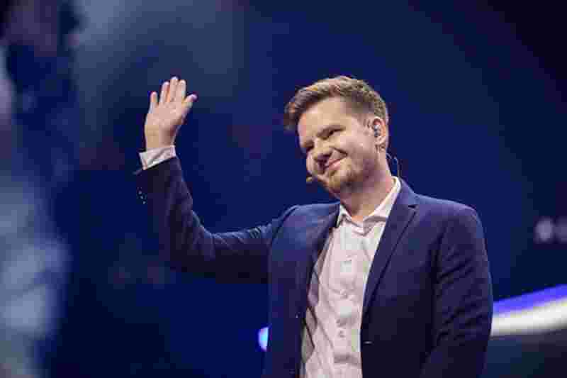 反诈细节：假视讯百家乐的录像合成漏洞。（反诈揭秘：假冒视讯百家乐的录像合成破绽）